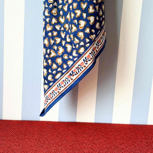 Foulard Adulte Leo Nuit  100 cm