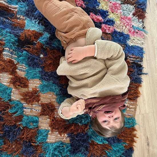 Foulards Bébé, Enfant et Adulte Venez découvrir nos foulards pour toute la famille, fabriqués en Inde grâce à la méthode du blockprint.