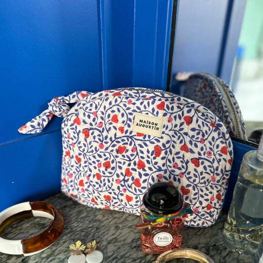 Trousse Make up Love Klein