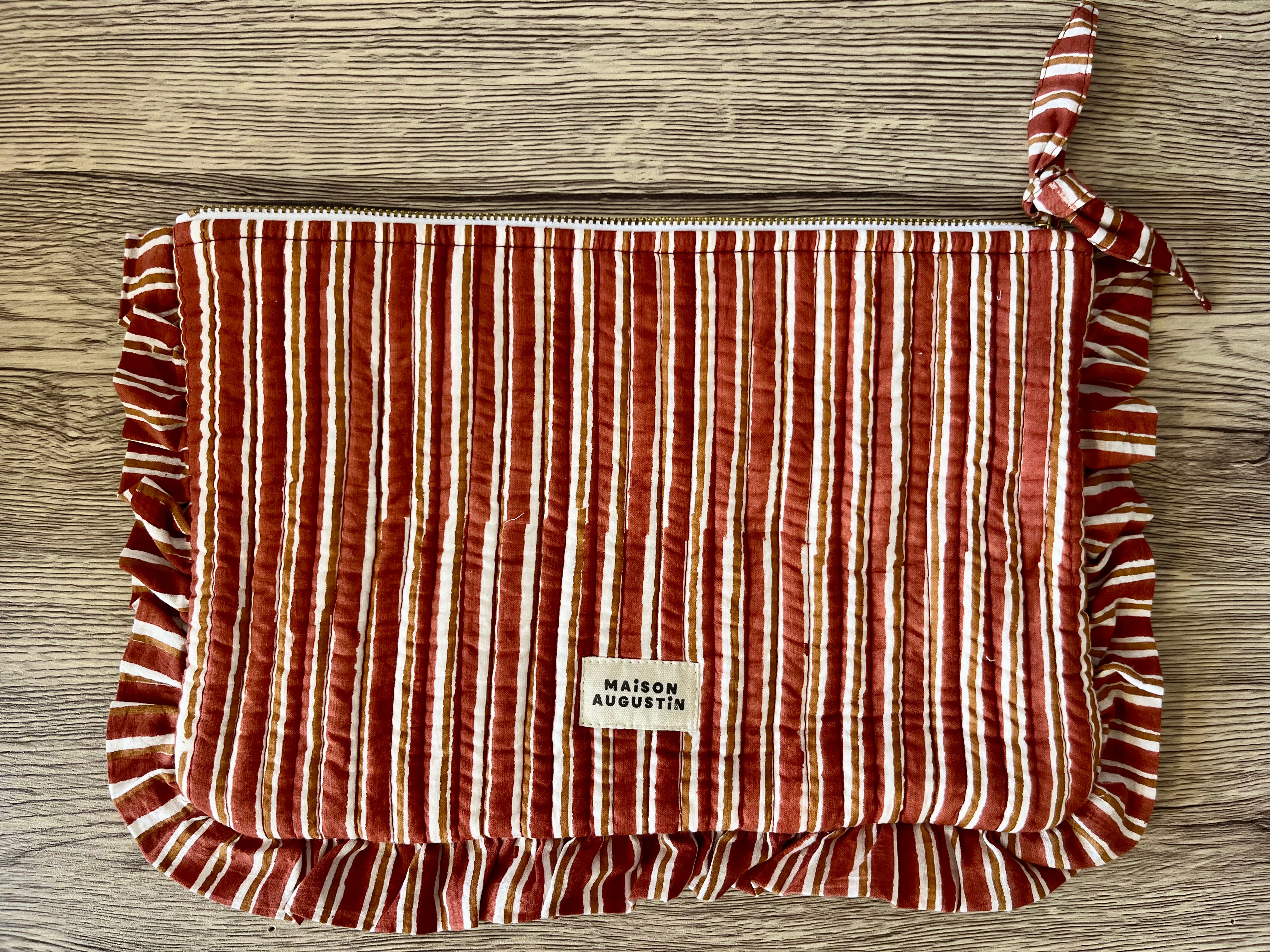 Grande Pochette Stripe Brown