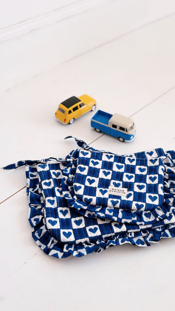 Grande Pochette Damier Bleu